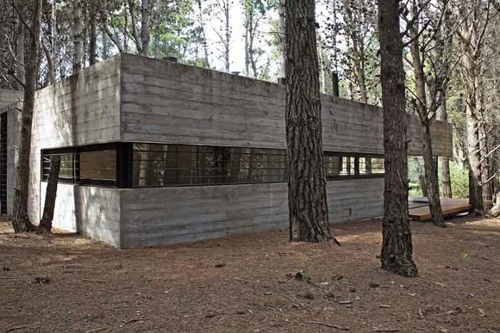 BAK Arquitectos, Casa en Mar Azul,