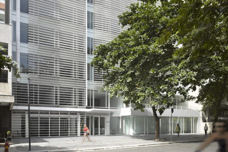 Richard Meier, Leblon Offices, tecnne