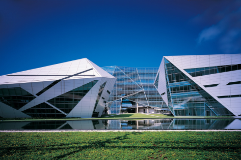 Escuela de Administración BU Landmark, Architects 49