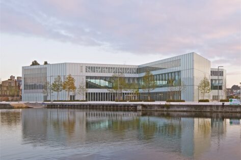 OMA + Barcode Architects, Biblioteca Multimedia en Caen -Bibliothèque Alexis de Tocqueville, tecnne ©Philippe Ruault