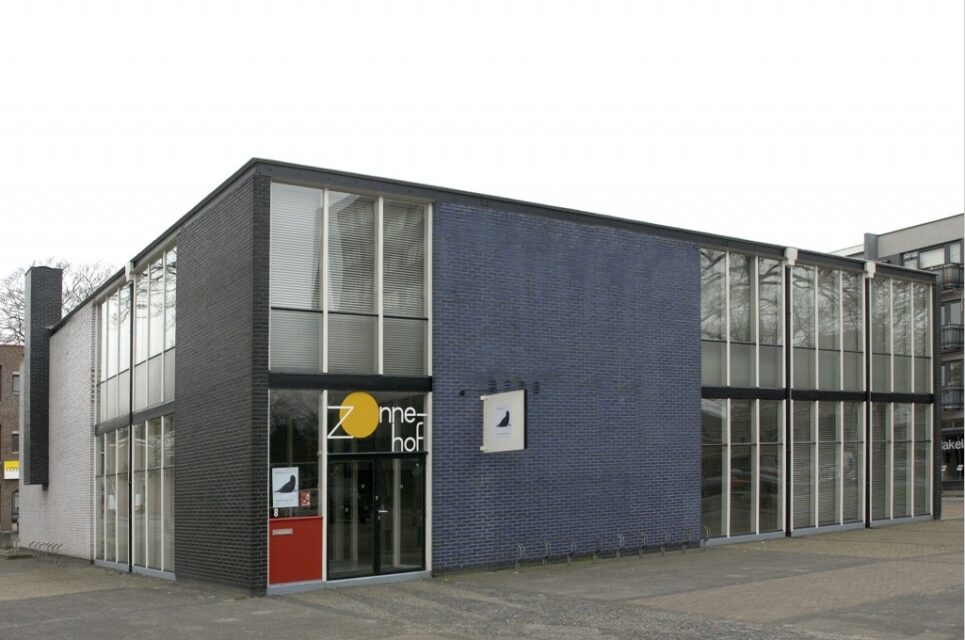Gerrit Rietveld Pabellón Zonnehof ©Dirk Verwoerd