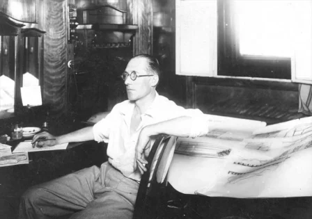 1. Le Corbusier aboard Lutetia, 1929© FLC ADAGP
