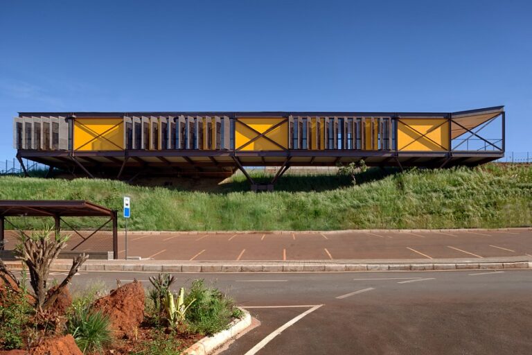 TETRO Arquitetura, Centro de visitantes Serra do Rola-Moça, tecnne