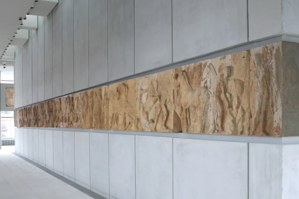 Bernard Tschumi, Museo de la Acrópolis vista