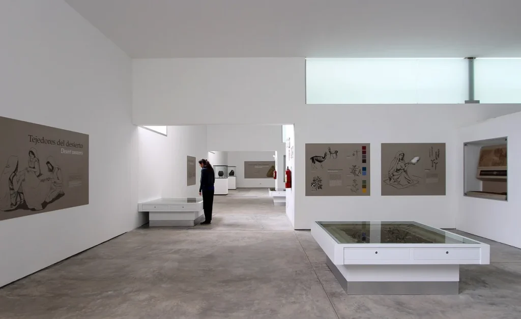 Museo de Sitio Julio C. Tello de la Cultura Paracas, Sandra Barclay y Jean Pierre Crousse