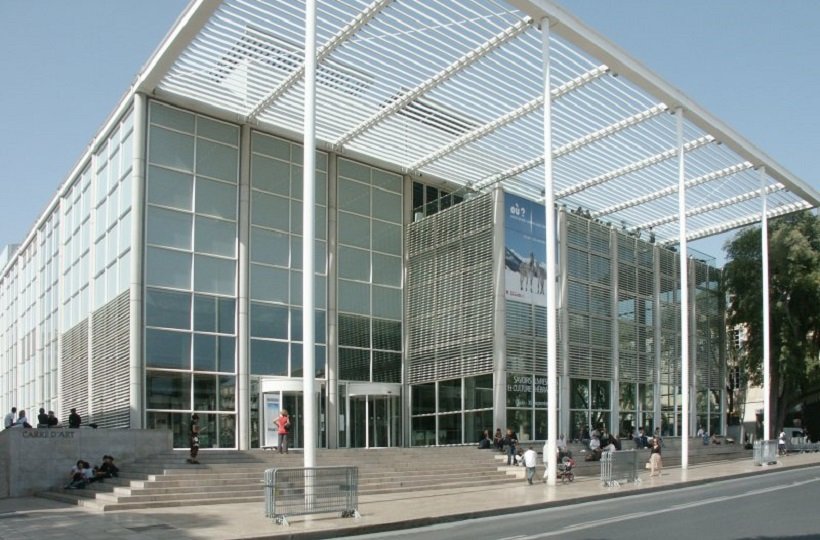 Norman Foster, Carre d'Art, Nimes, tecnne