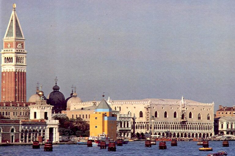 Aldo Rossi, La arquitectura análoga, tecnne