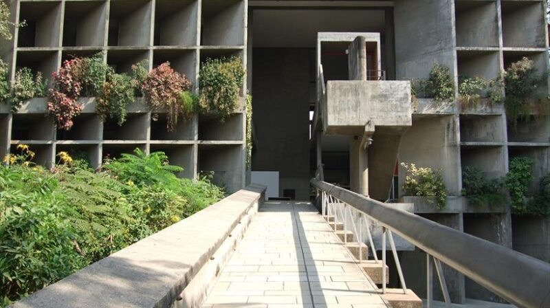 Le Corbusier, Palais des Filateurs, Ahmedabad, ©FLC-ADAGP, tecnne