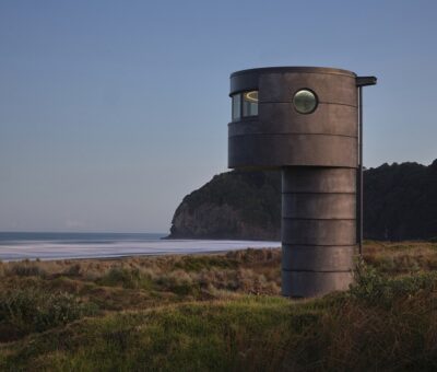 Crosson Architects, Torre de salvamento en North Piha Surf