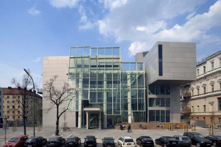 Coop Himmelblau, Academy of Fine Arts, tecnne © Duccio Malagamba