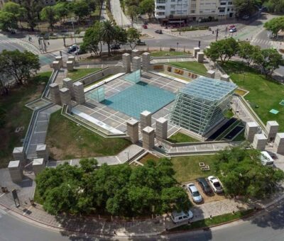 Un Recinto Para La Vida Urbana