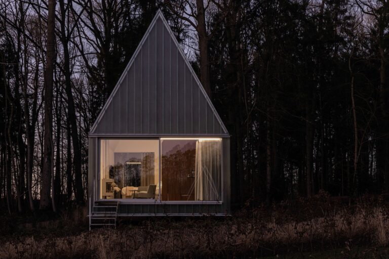 Laboratoire, Roseraie Guesthouse, ©Nicolas da Silva Lucas