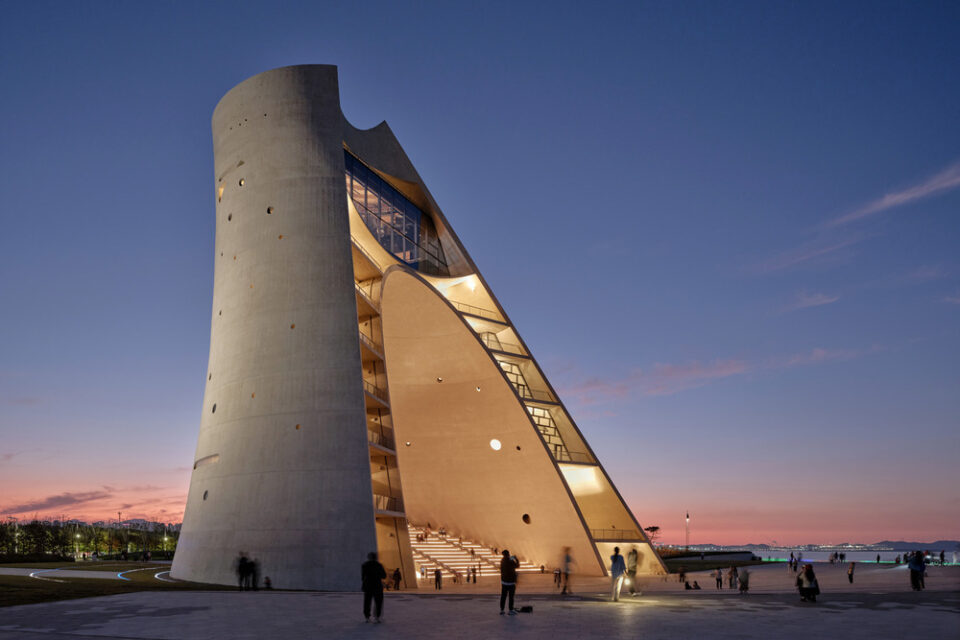 Sun tower en yantai ©Iwan Baan