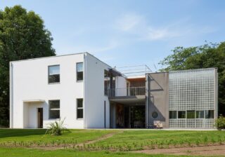 Terragni: Casa sul Lago per un Artista