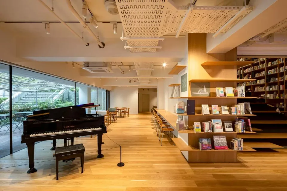 Kengo Kuma, Waseda House Literature, Bublioteca Murakami,