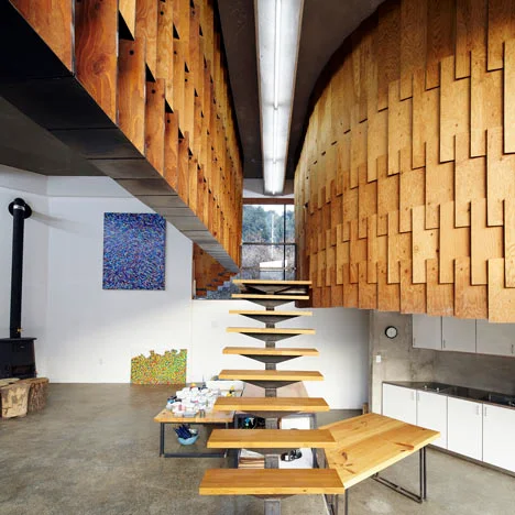 And, Skinspace, Casa de Artista