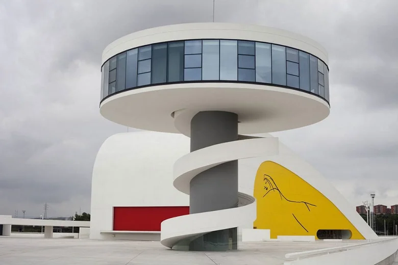 Centro Niemeyer Tecnne