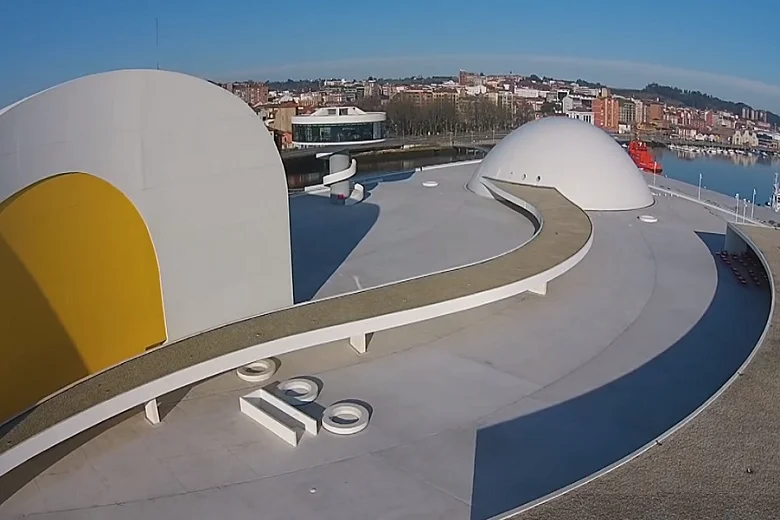 Centro Niemeyer tecnne..