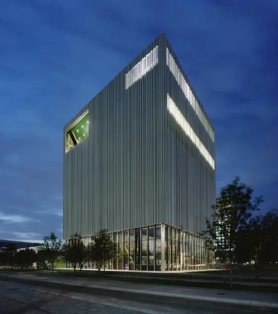 OMA Wyly Theatre, ©Tim Hursley