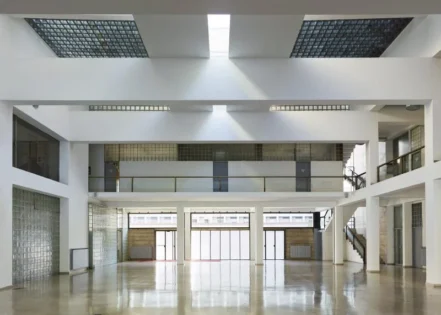 Giuseppe Terragni, Casa del Fascio Como, interiores ©Maurizio Montagna