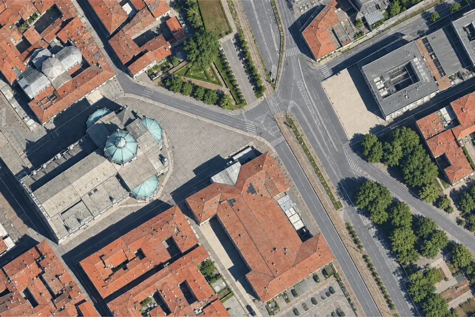Giuseppe Terragni, Casa del Fascio Como, plano del sitio vista aerea